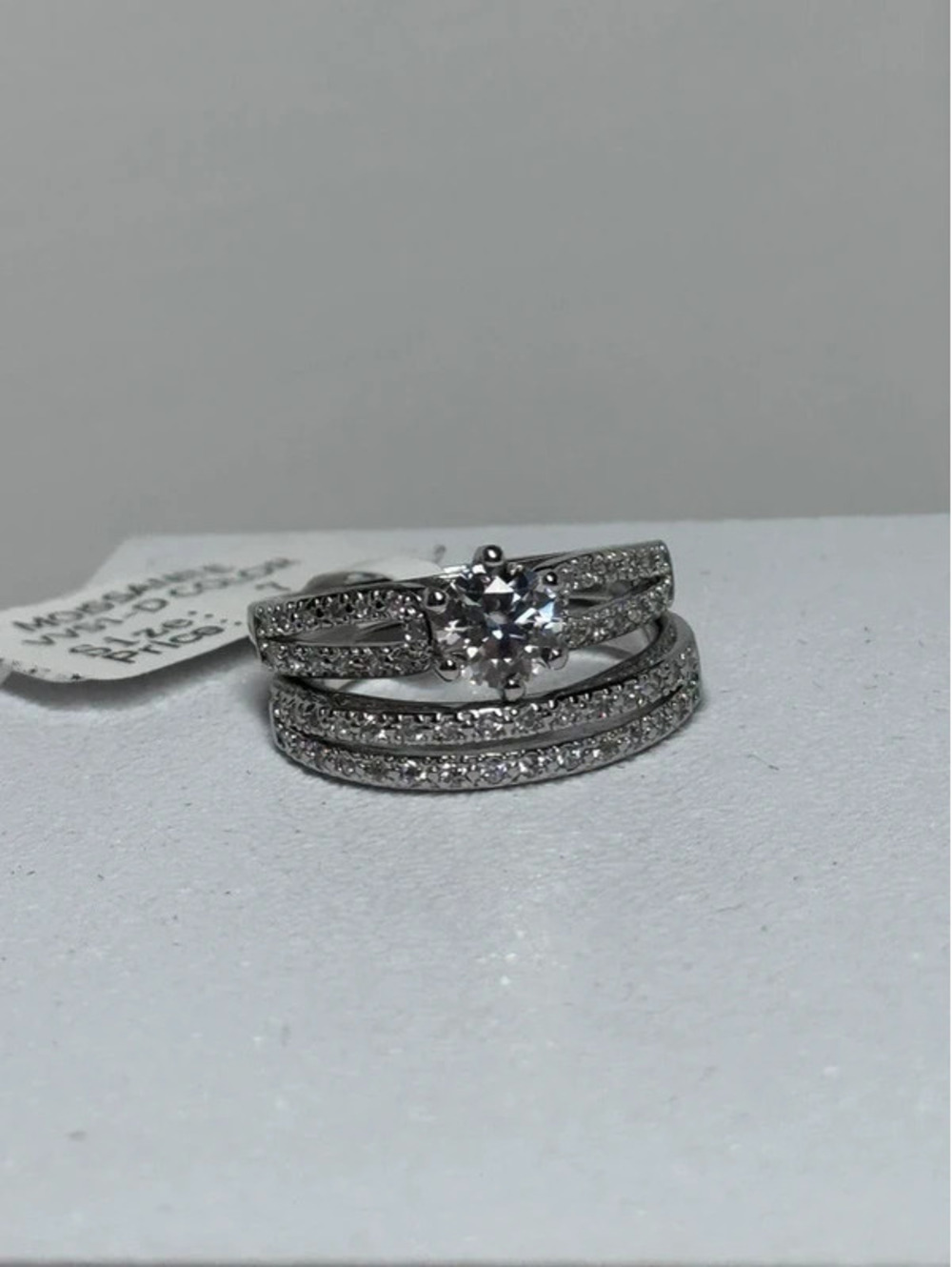 Stunning 925 wedding set with Moissanite size 6 3/4
